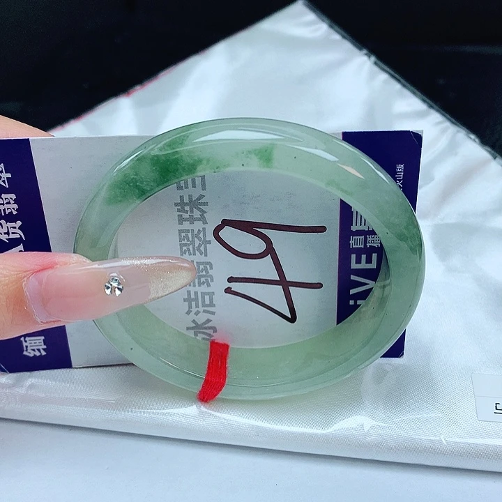 翡翠手镯未镶嵌缅甸天然a货翡翠手镯