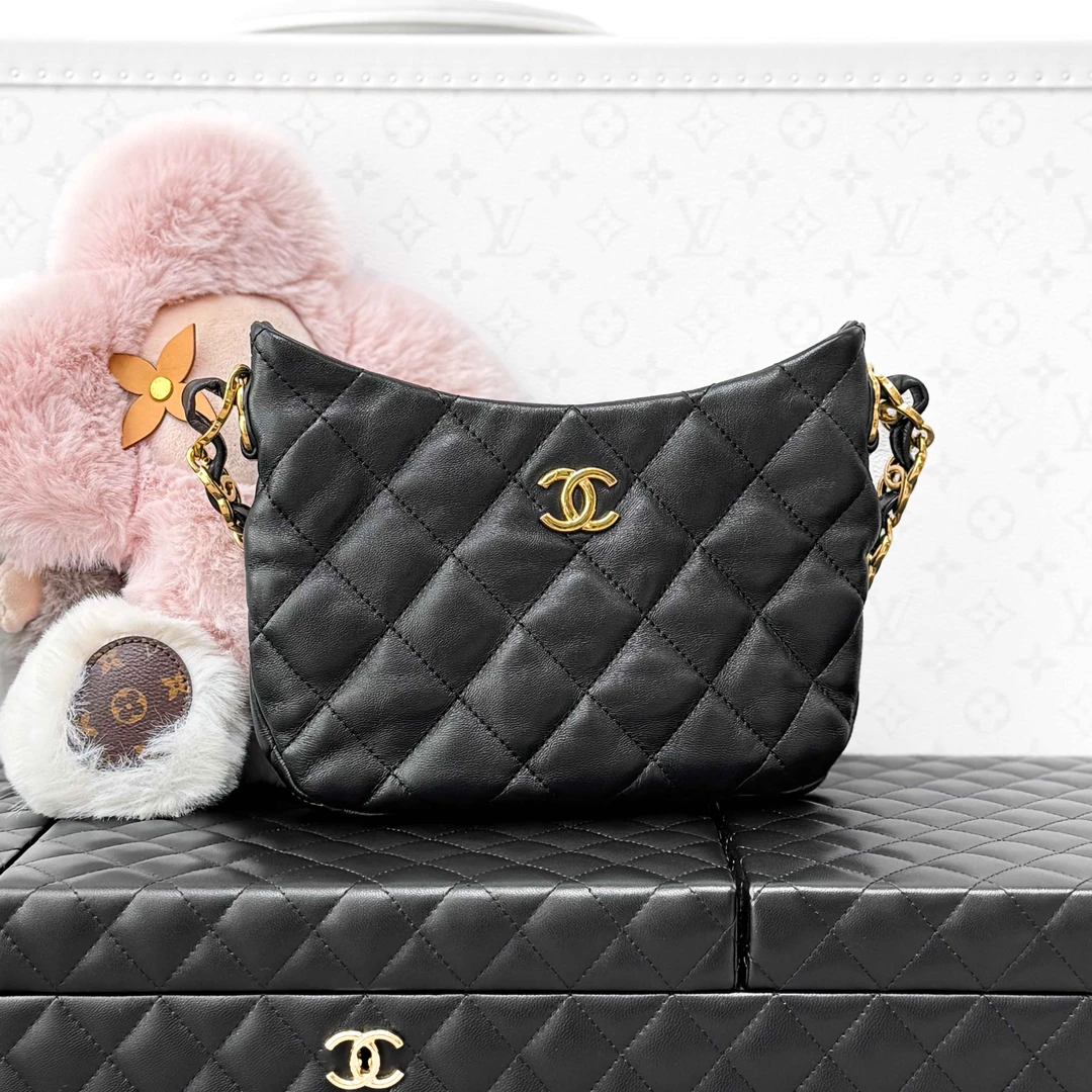 99新 Chanel/香奈儿 22K黑金菱格纹cc链条hobo腋下包，