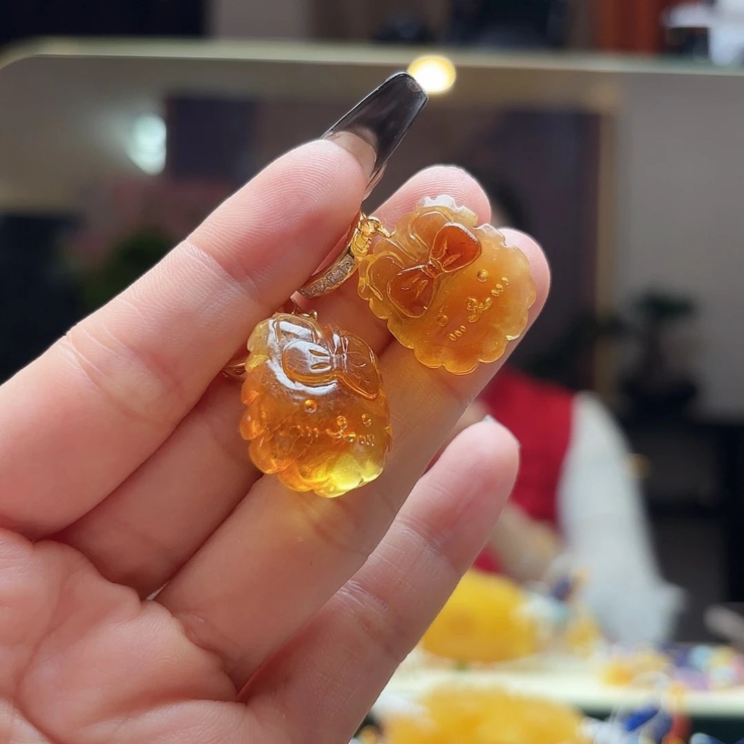 琥珀手链未镶嵌琳***当琥珀