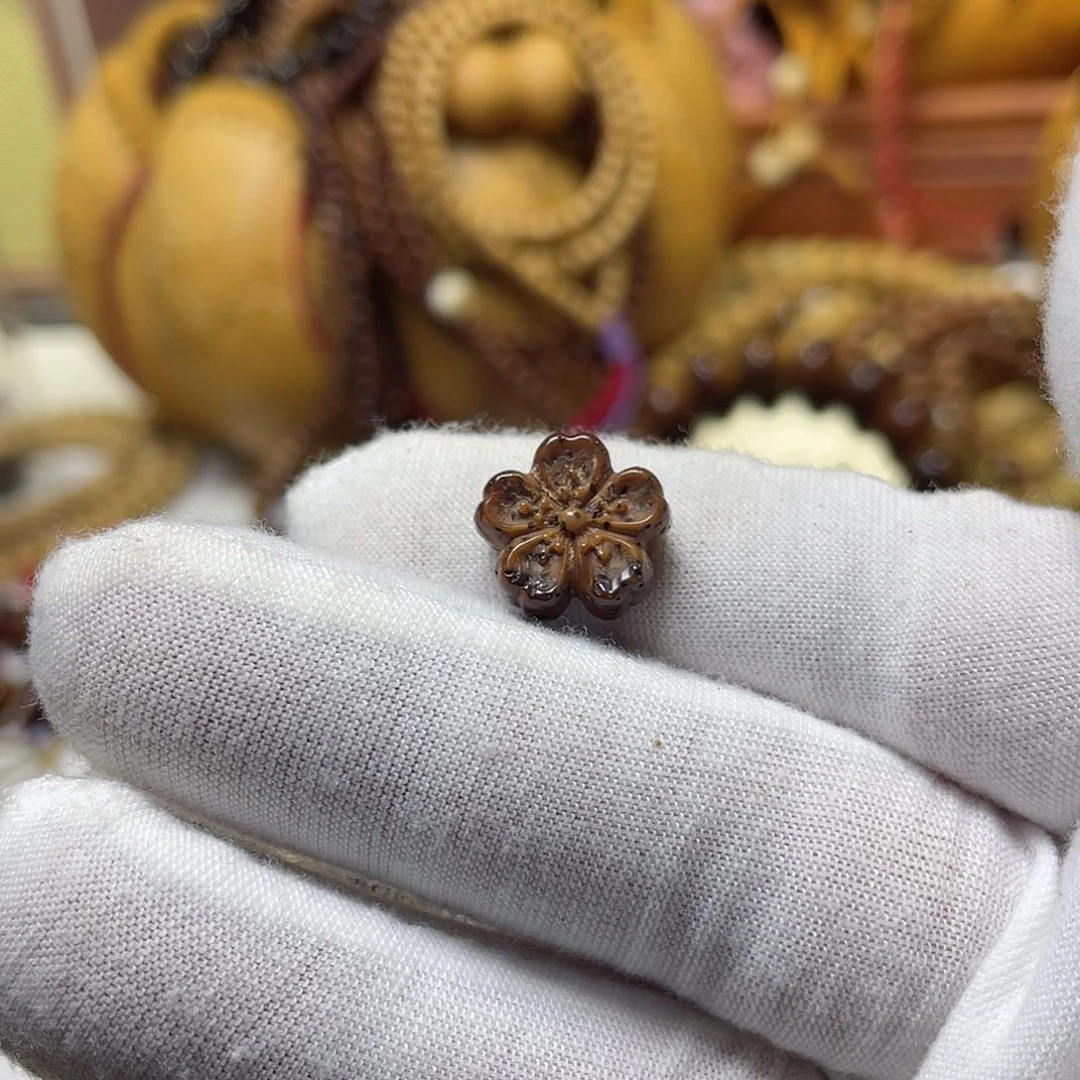手串星月菩提雕刻花朵