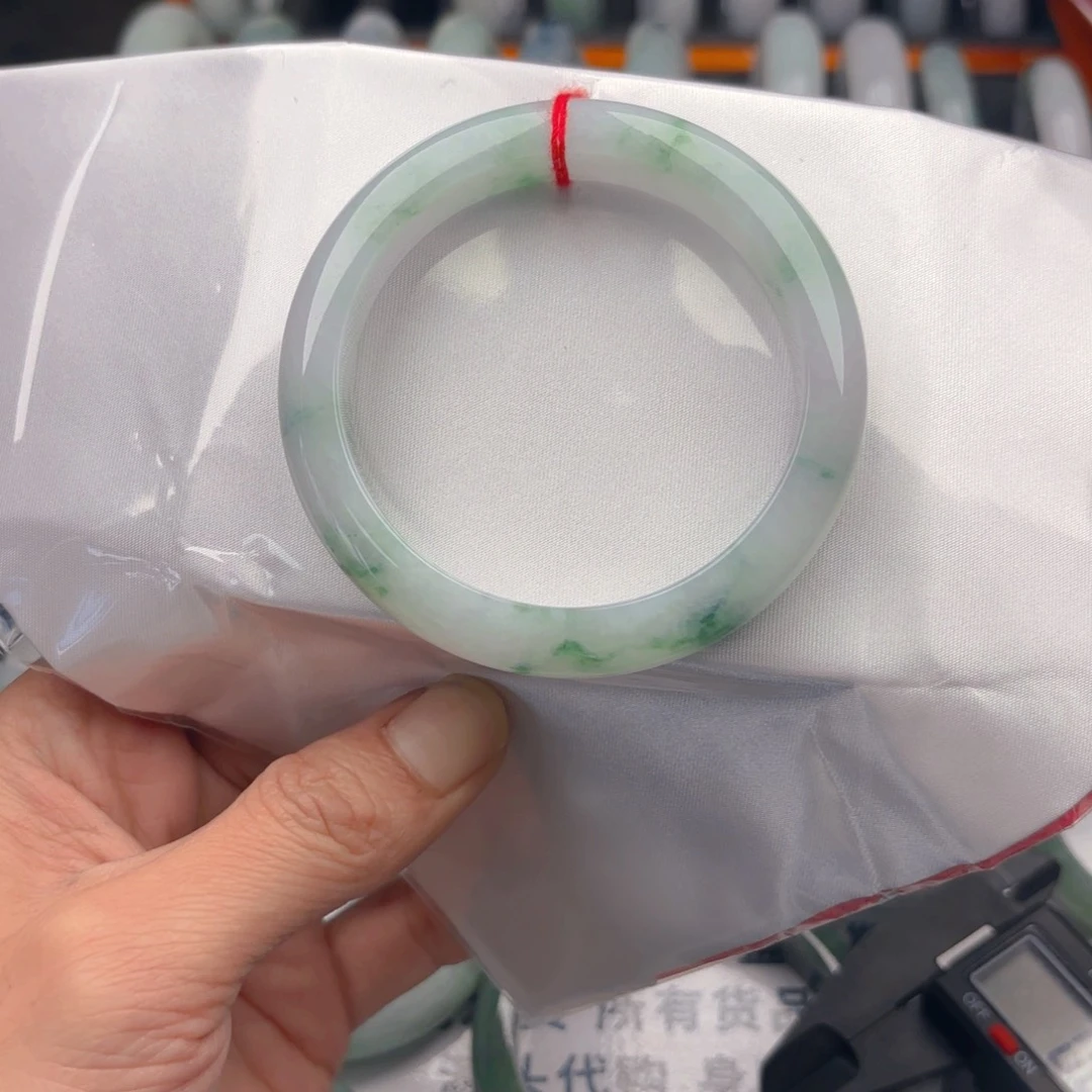 翡翠未镶嵌手镯5960. 58