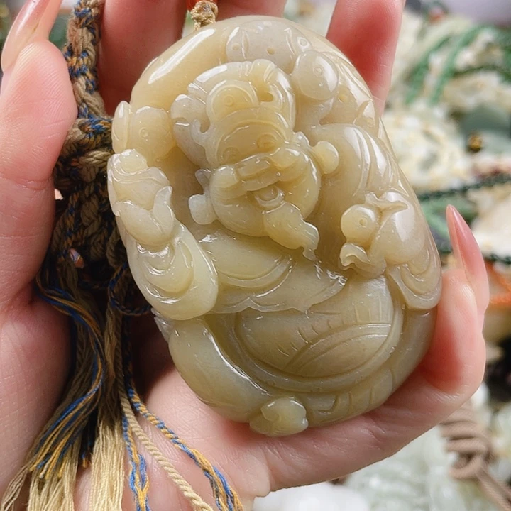 未镶嵌和田玉挂件