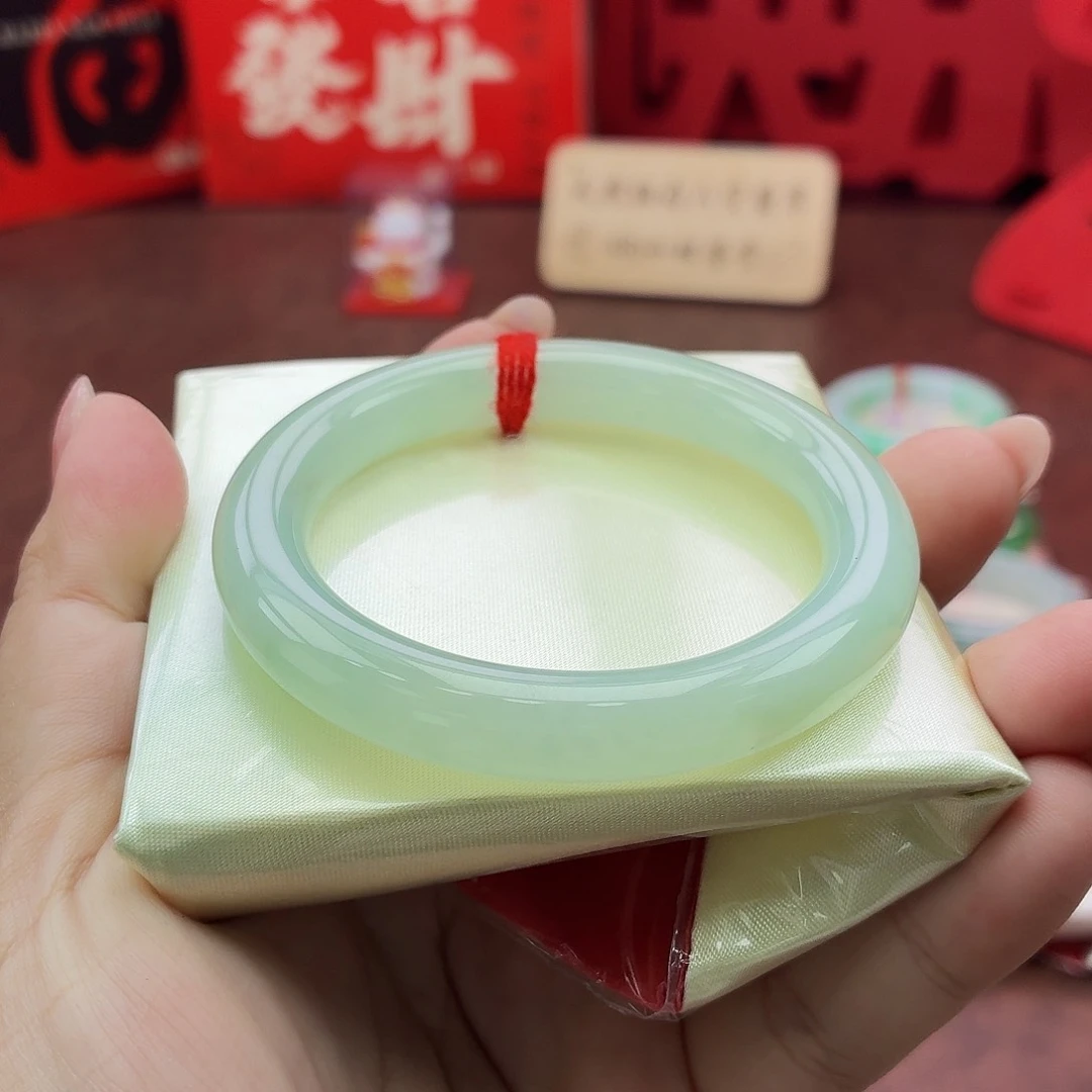 未镶嵌手镯翡翠18号