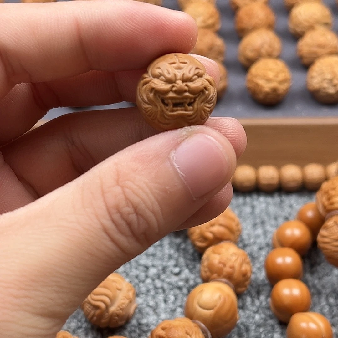 岁***好吊坠猴头核桃岁月哥