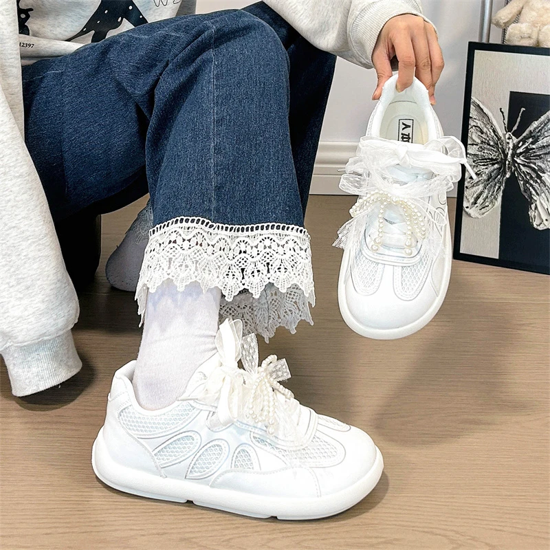 人本秋季网面芭蕾风小白鞋女2025新款轻便透气德训鞋休闲运动板鞋
