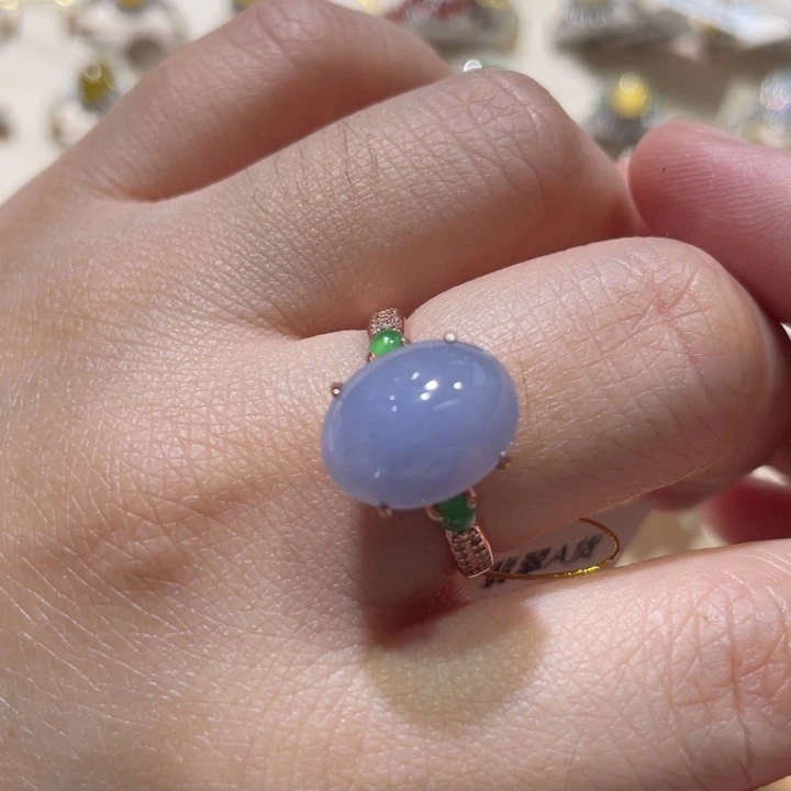 翡翠戒指未镶嵌翡翠
