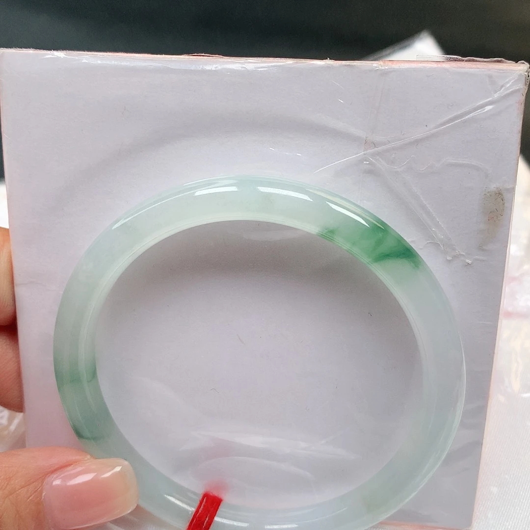 翡翠手镯未镶嵌翡翠手镯256号