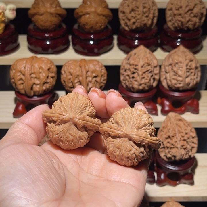展***丶文玩核桃把件38白狮子