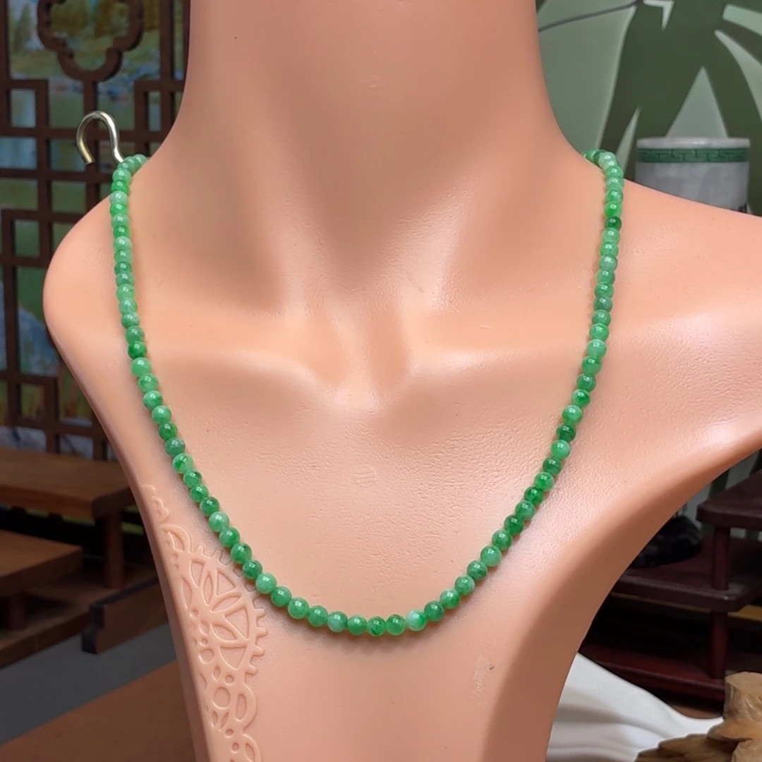 翡翠18K金镶嵌颈饰项链