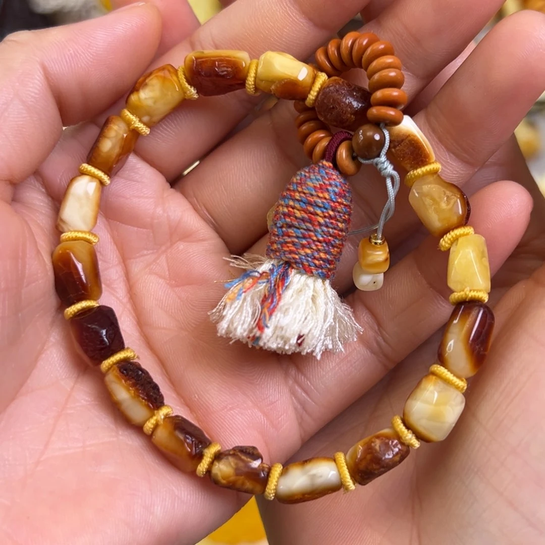 未镶嵌蜜蜡裸石蜜蜡