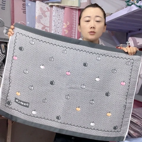 棉特价黑色小苹果