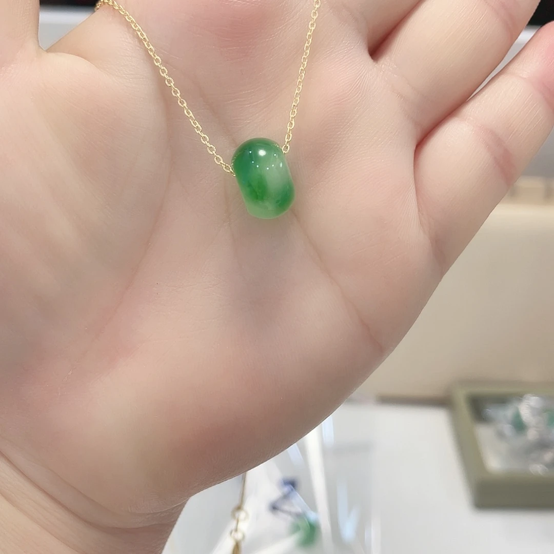 翡翠未镶嵌颈饰吊坠3
