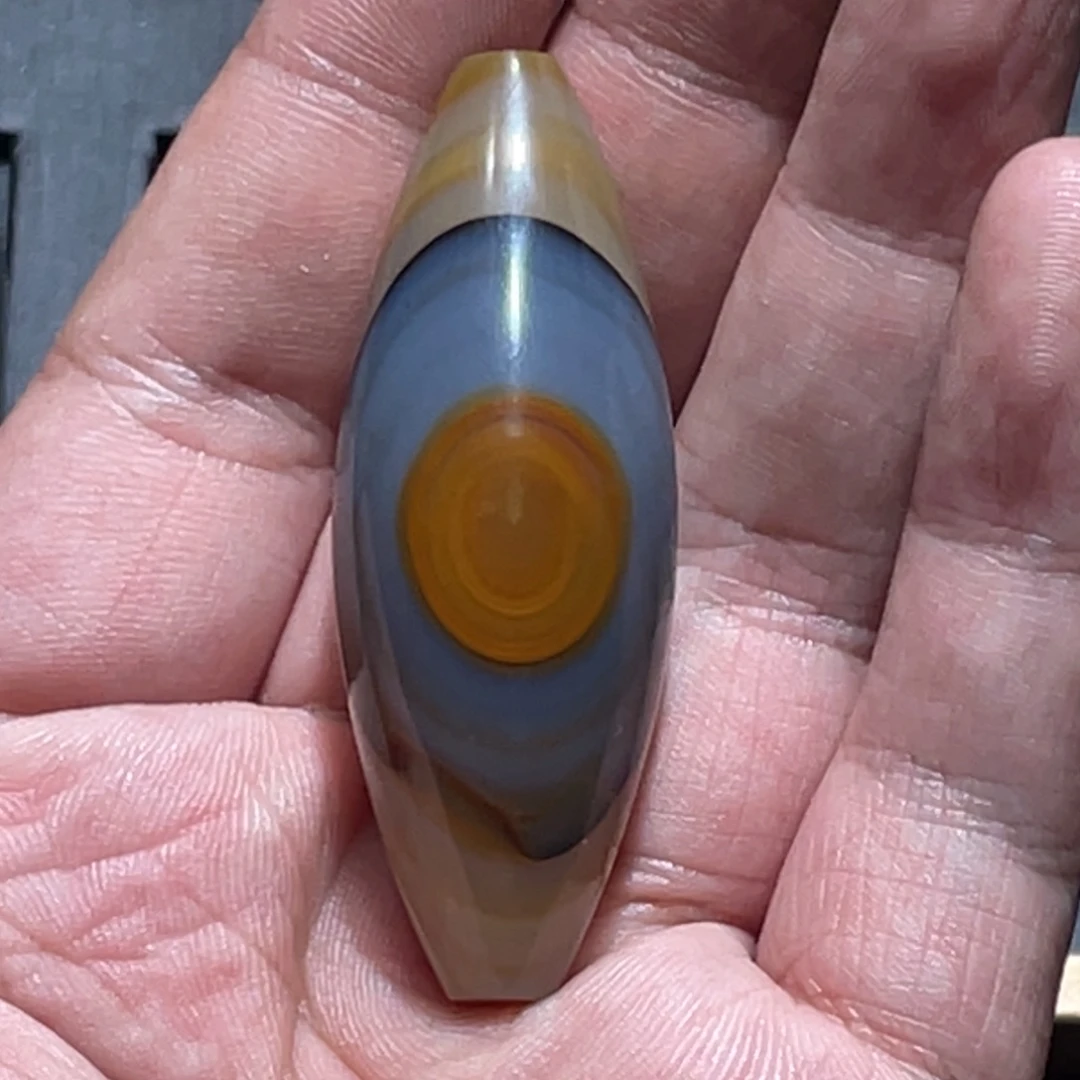 玛瑙/玉髓颈饰未镶嵌山**夫