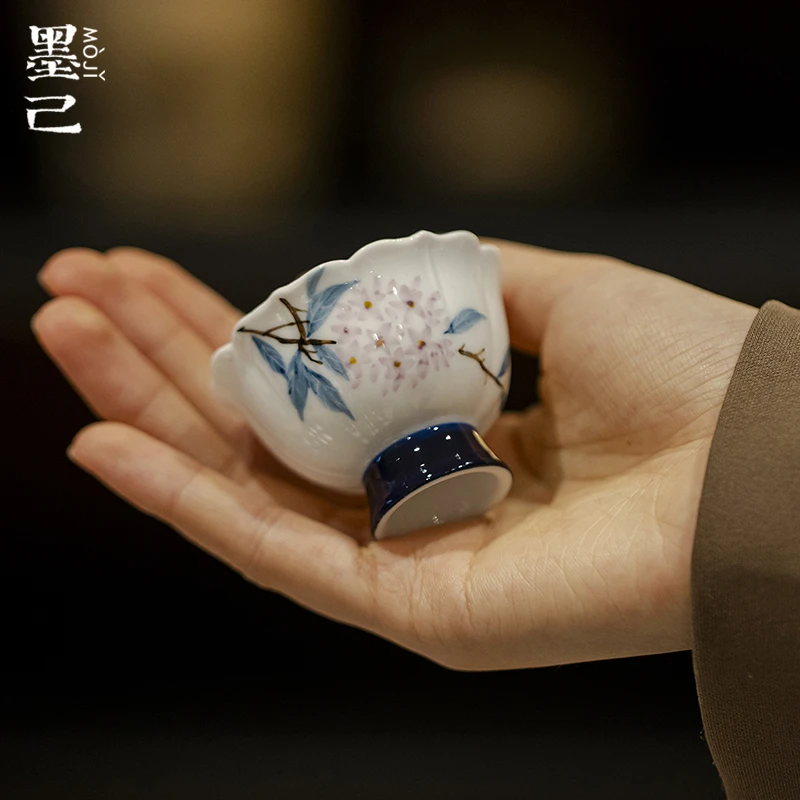 墨己玉泥白瓷手绘团花高足花口品茗杯功夫茶具家用陶瓷茶杯单杯