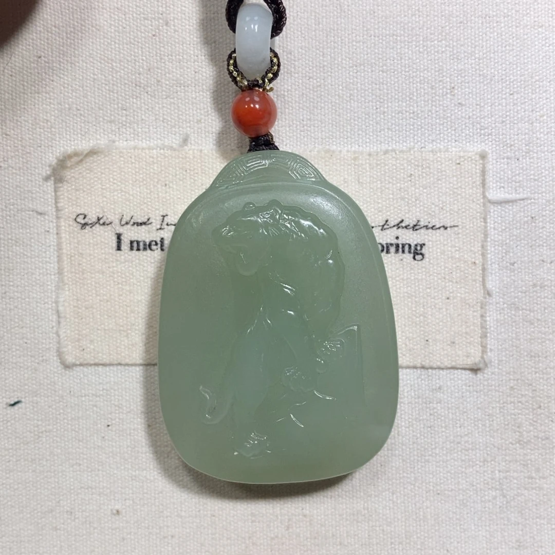 和田玉（糖玉）颈饰未镶嵌