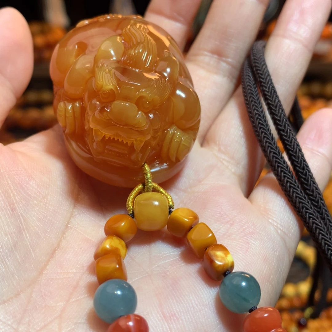 【闪购商品】蜜蜡吊坠(赠链)未镶嵌