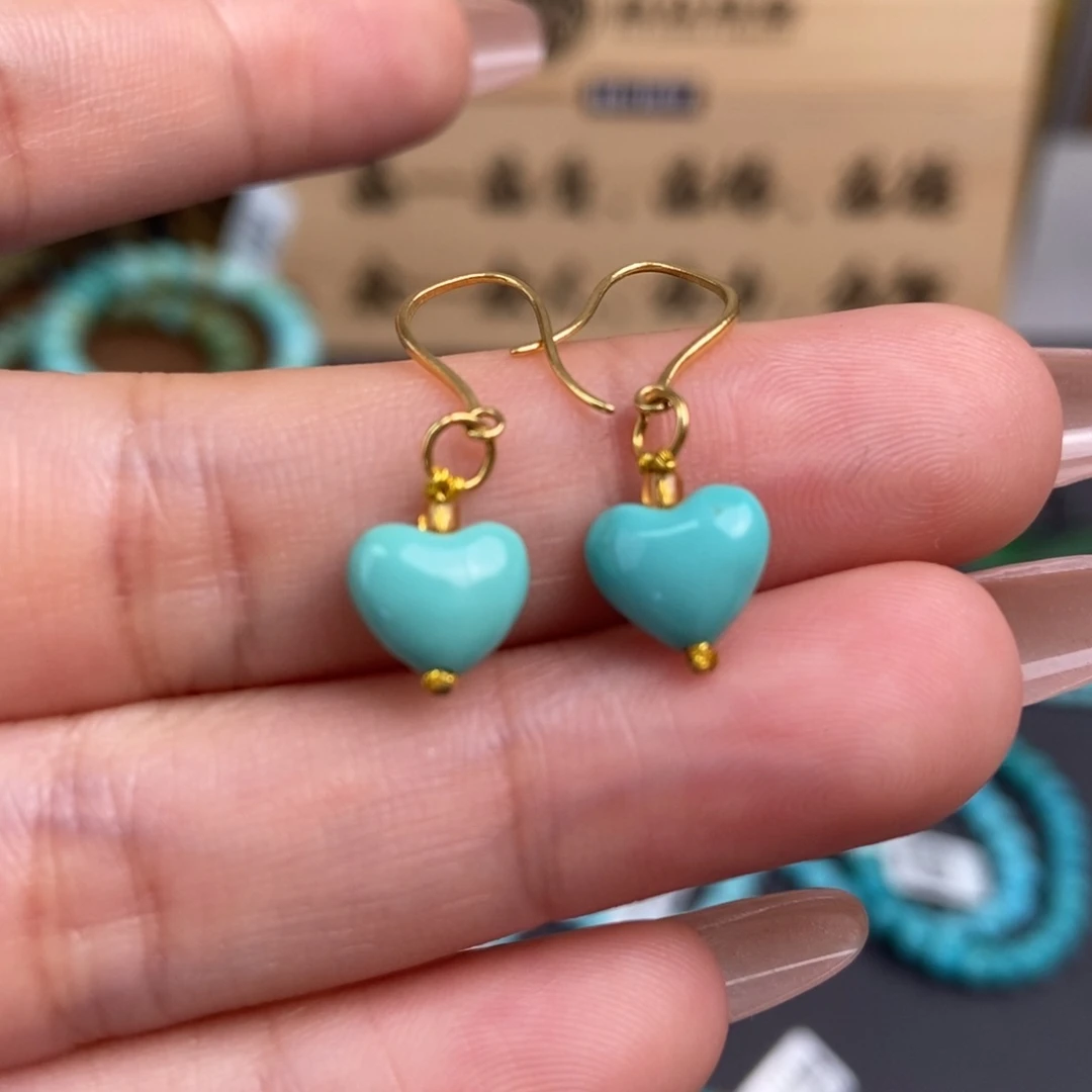 绿松石雕刻8.518K金镶嵌