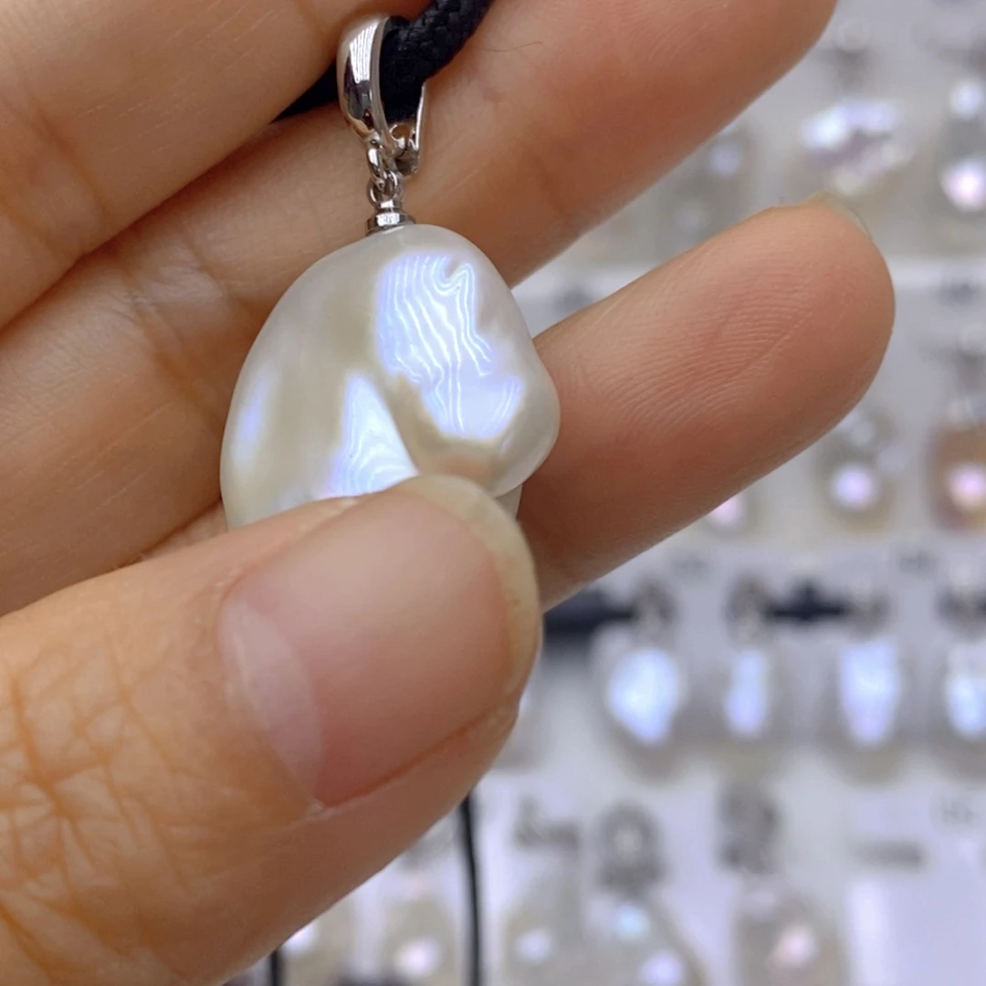 颈饰银S925镶嵌淡水珍珠