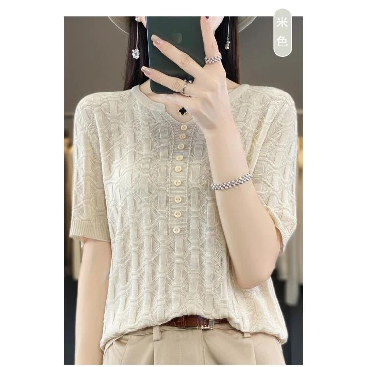 【A824】天丝开口V领扣子短袖