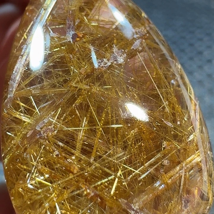 未镶嵌颈饰水晶九*