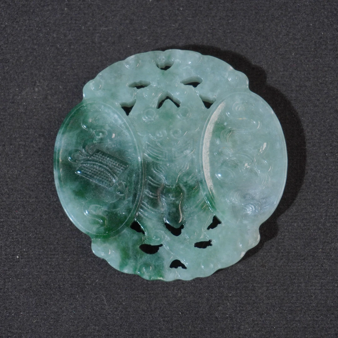 5SH39  清  翡翠琴棋书画牌