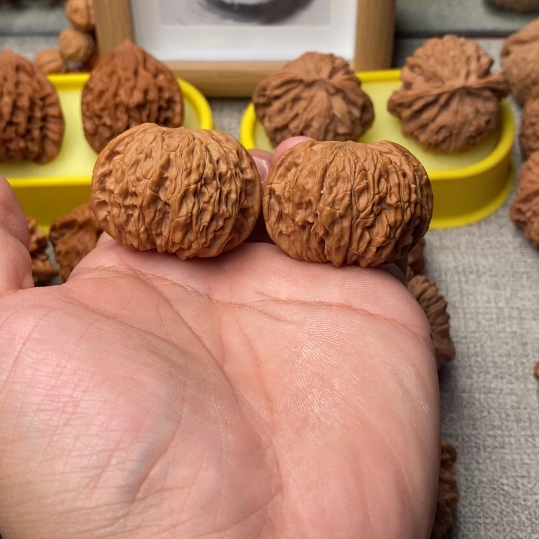 宣***士文玩核桃吊坠42正磨