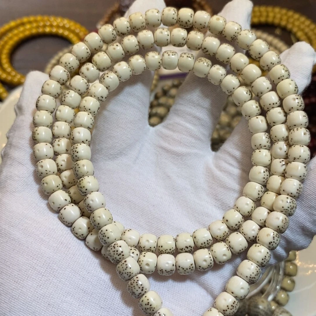 星月菩提吊坠6.5x.7.5通体108