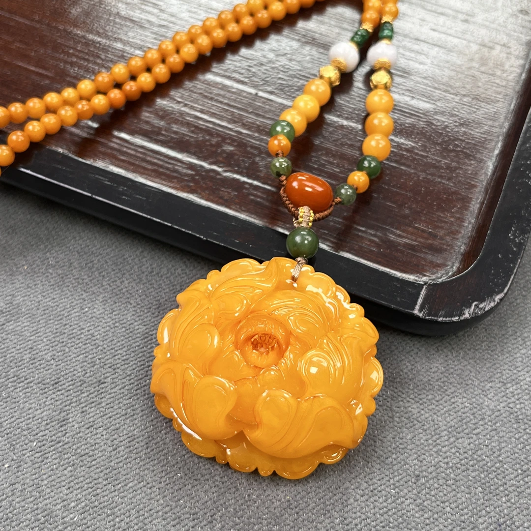 【天香如易】天然琥珀蜜蜡牡丹花吊坠+链子