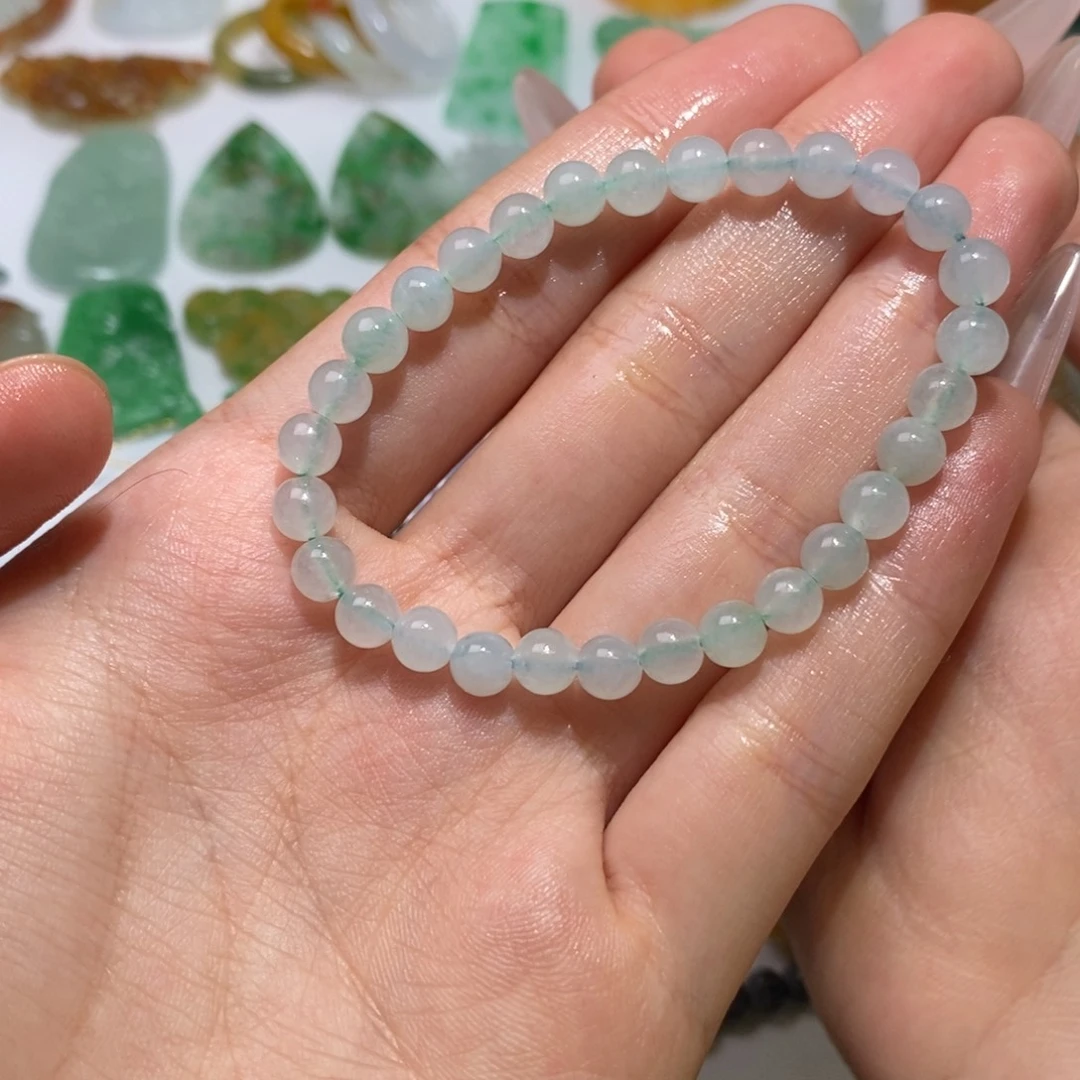 定制翡翠未镶嵌手串