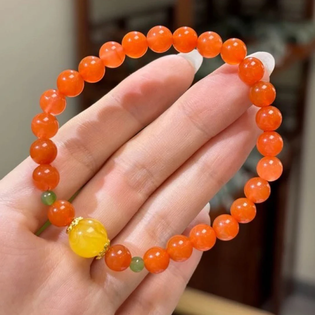 0112南红玛瑙手串约7mm多样性发其一