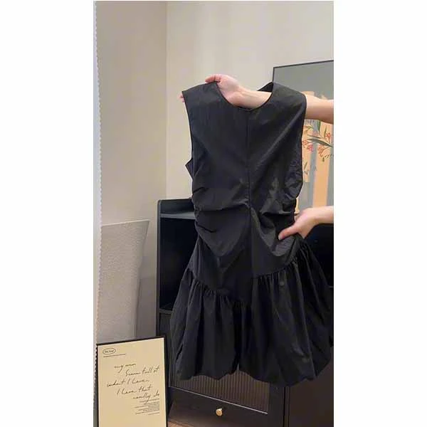 洋气减龄设计感无袖背心花苞裙2025新款小个子公主风连衣裙子女夏