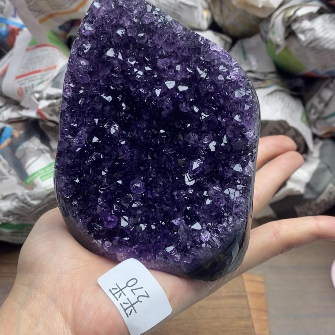 水晶大型摆件（非配饰）未镶嵌