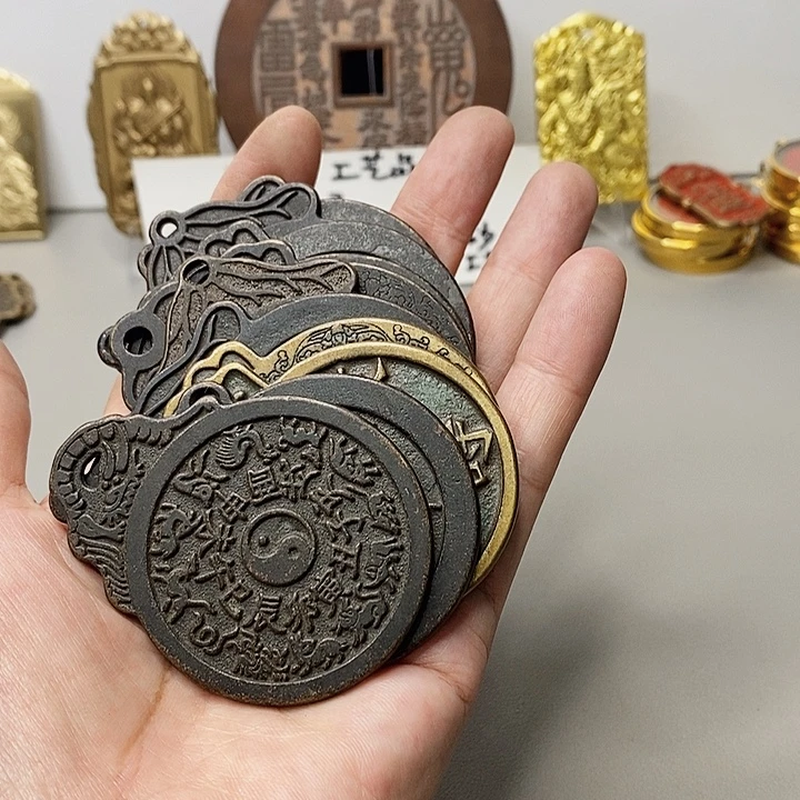 缓***念铜现代仿制工艺文创铜币