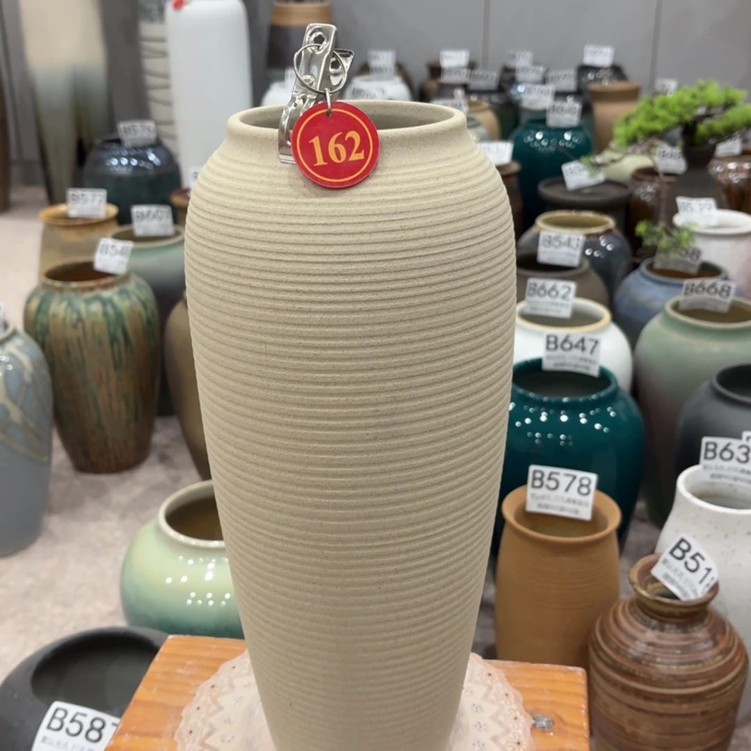 摆件162 景德镇陶瓷花瓶高34口9