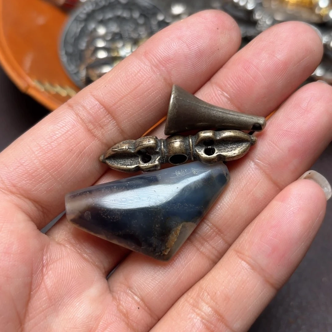 铜星月菩提吊坠项链