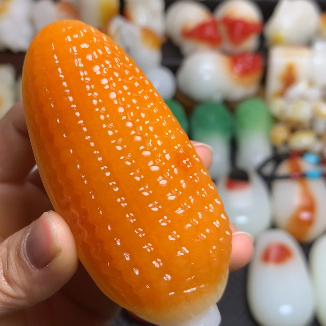 新疆戈壁石五彩石