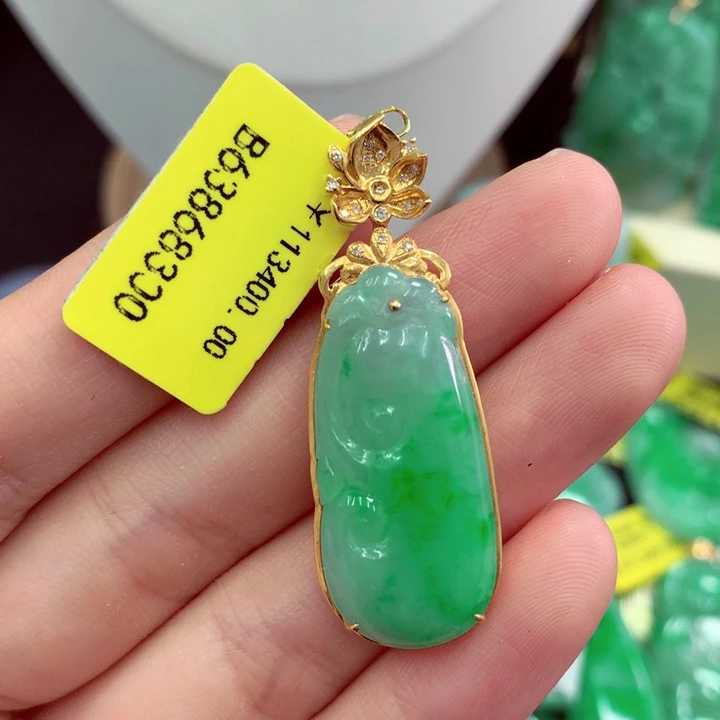 翡翠18K金镶嵌吊坠(不含链)