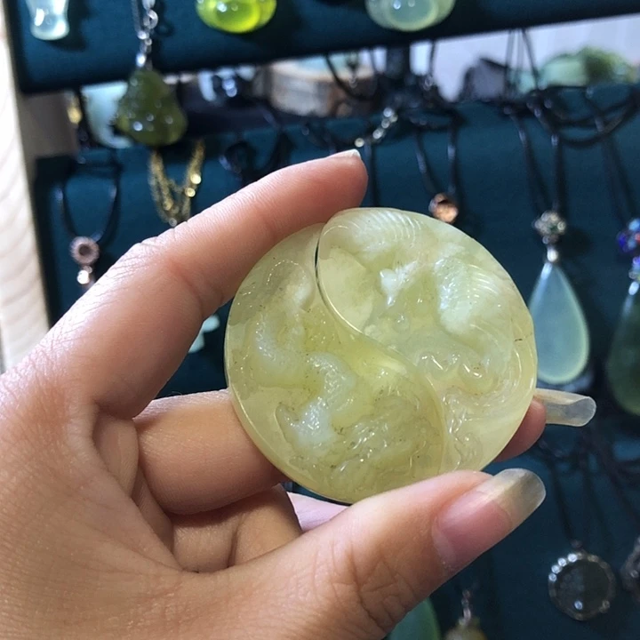 岫玉未镶嵌岫玉挂件