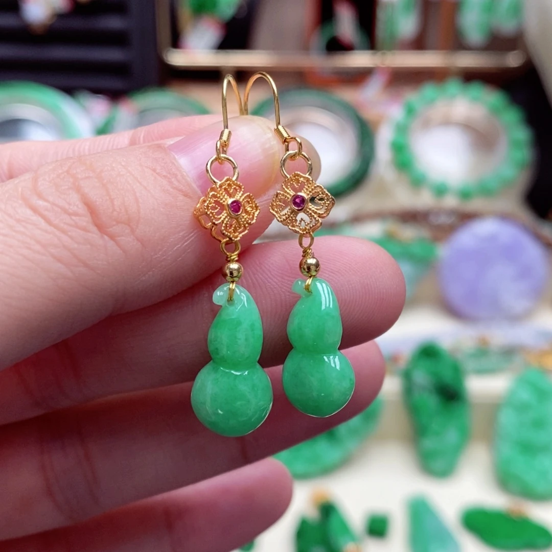 未镶嵌翡翠耳饰翡翠耳饰