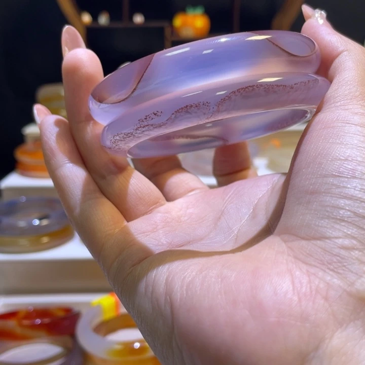 玛瑙/玉髓手镯未镶嵌