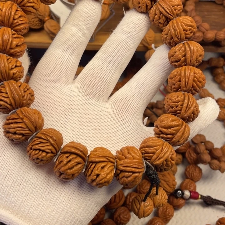 桃木5号链接桃核手串一个