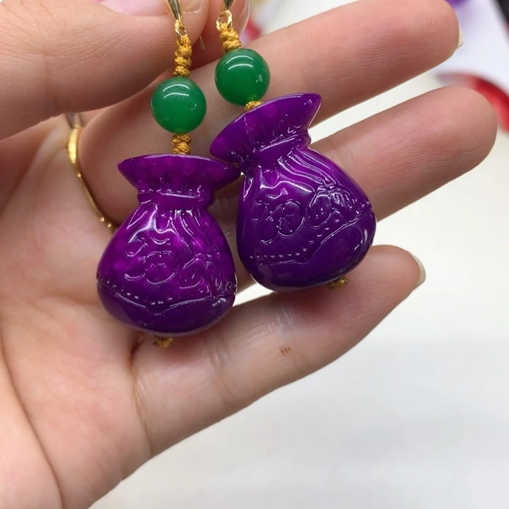 苏纪石（舒俱来）合金颈饰吊坠