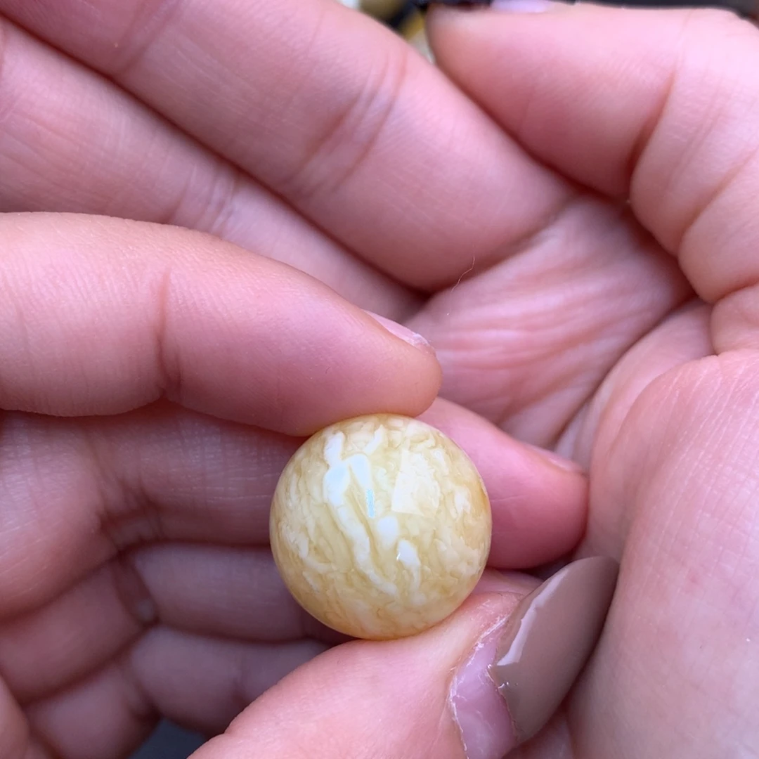 琥珀未镶嵌裸石蜜蜡18.4