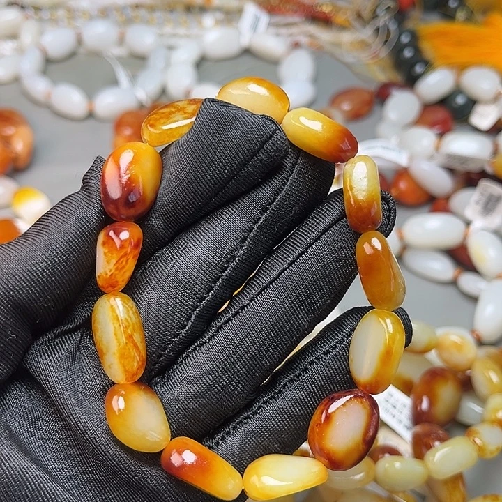 和田玉未镶嵌手链