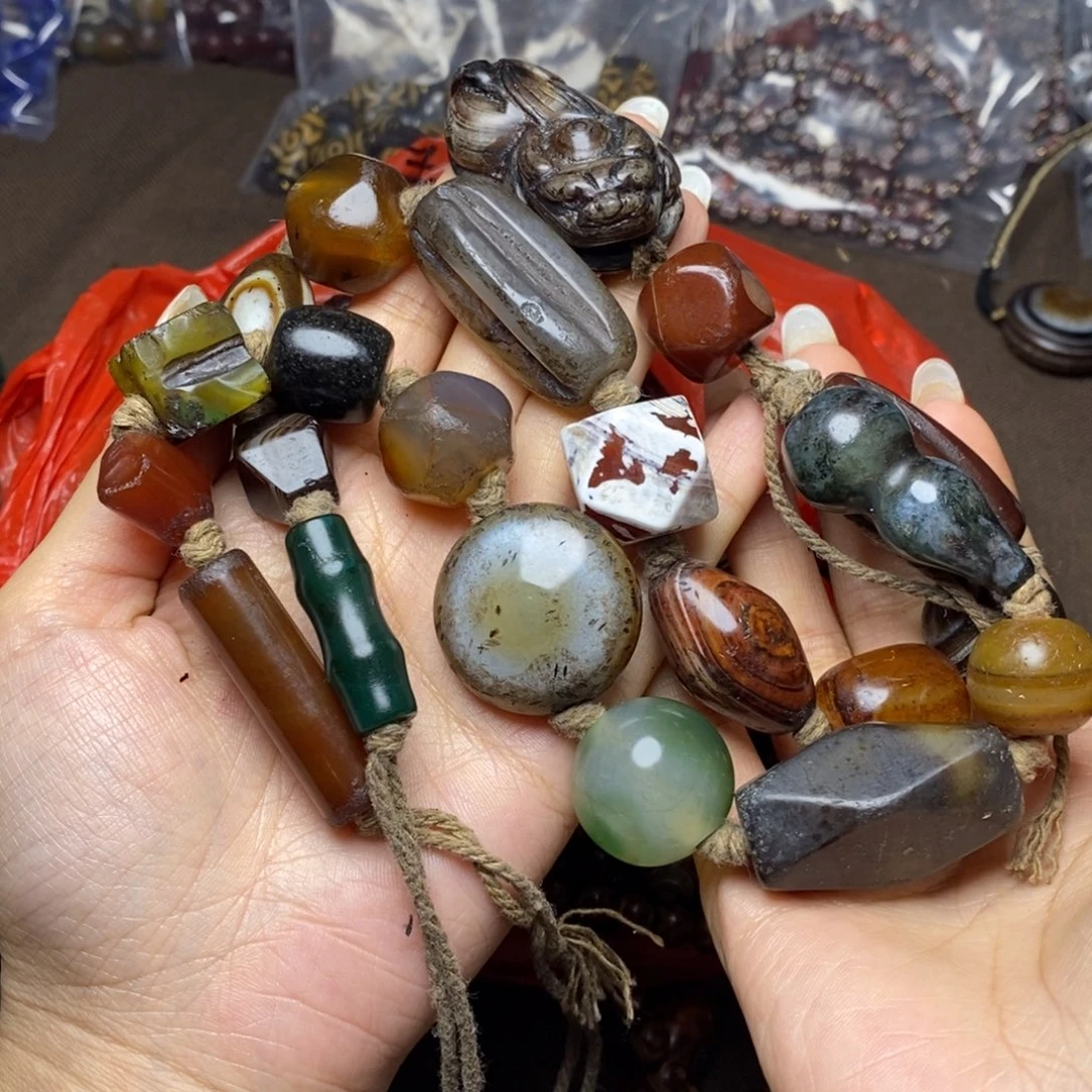 玛瑙/玉髓未镶嵌颈饰