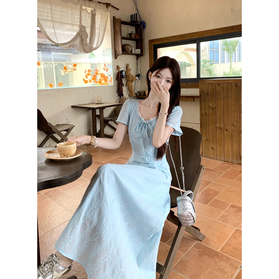 夏季法式蕾丝拼接气质收腰连衣裙大码法式系带显瘦蓝色刺绣连衣裙