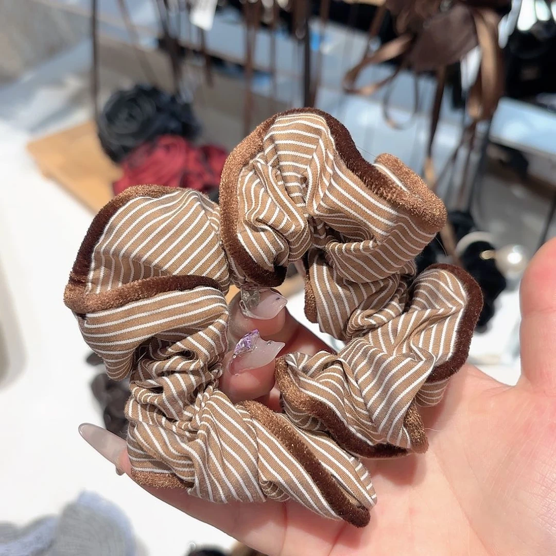 皮质铁合金发饰发夹