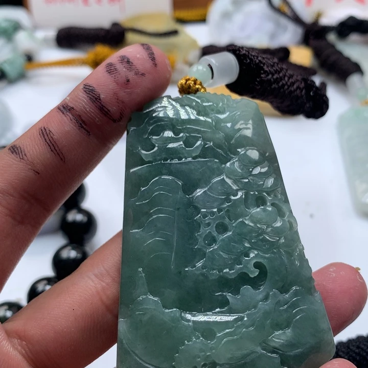 颈饰未镶嵌翡翠保真天然a货翡翠