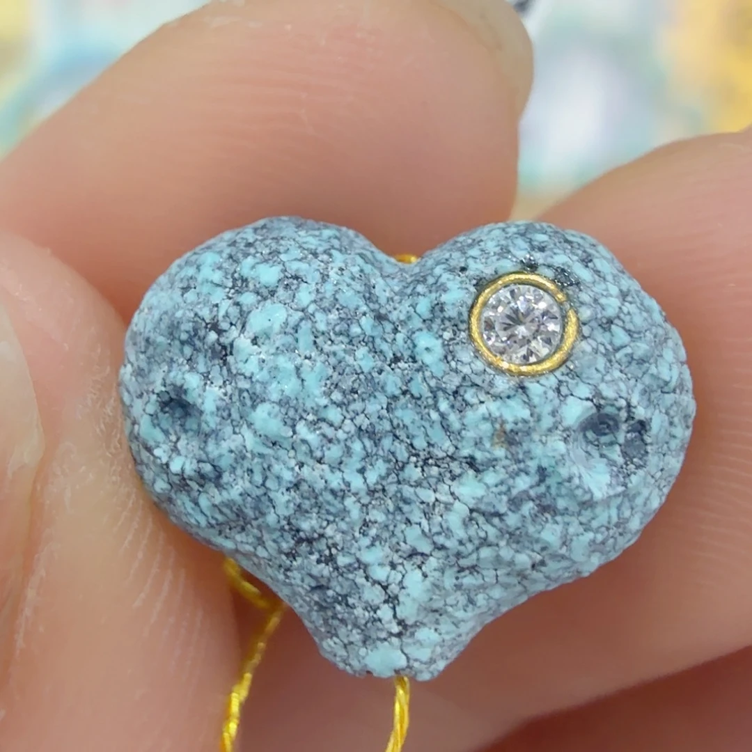 绿松石未镶嵌珠宝奇石