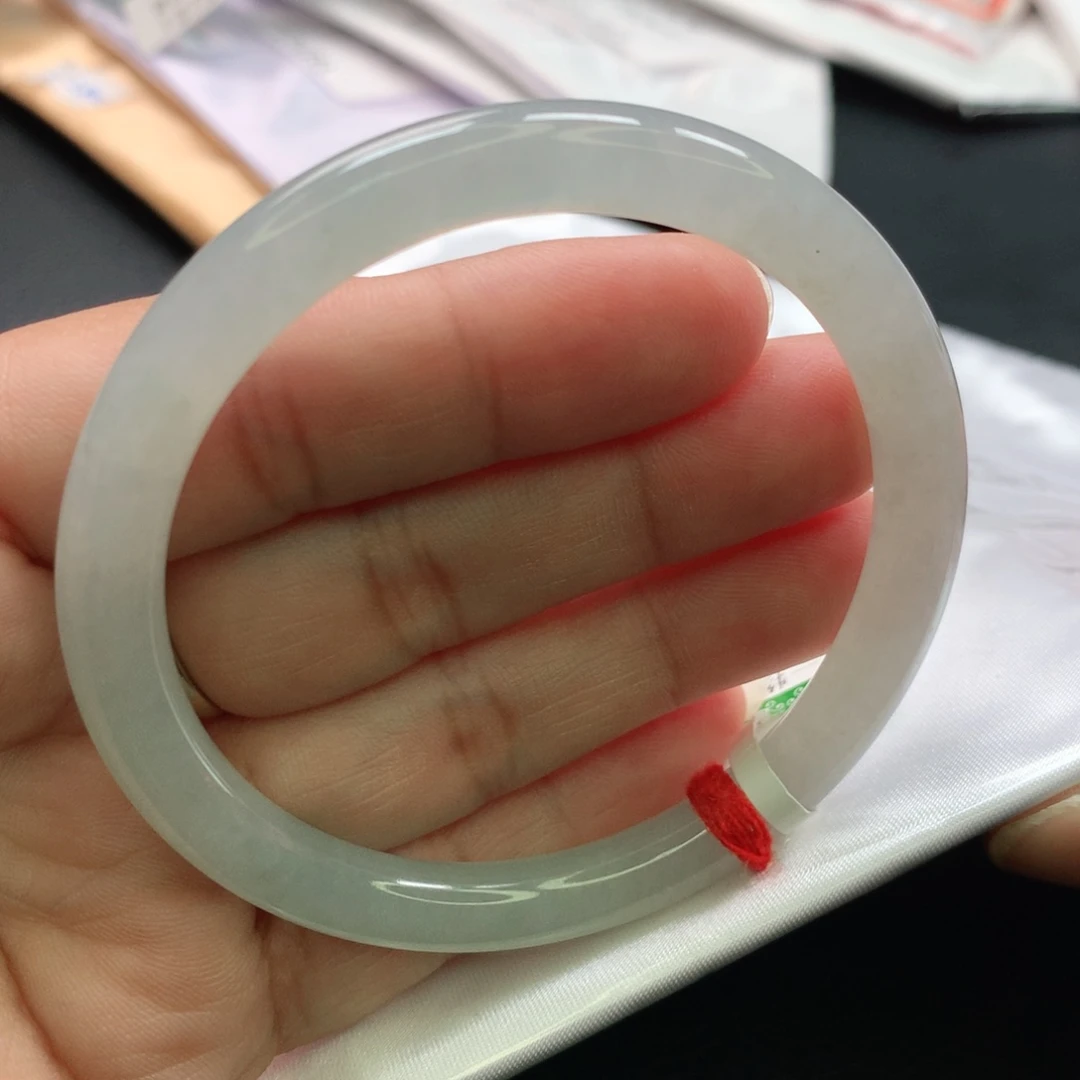 翡翠手镯未镶嵌缅甸55.56